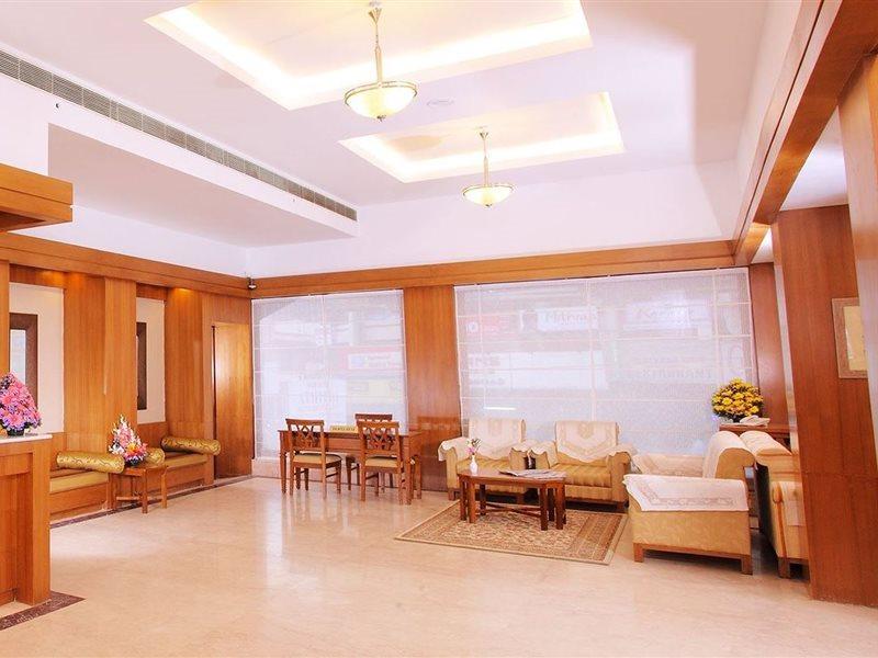 Pooram International Hotel Thrissur Kültér fotó